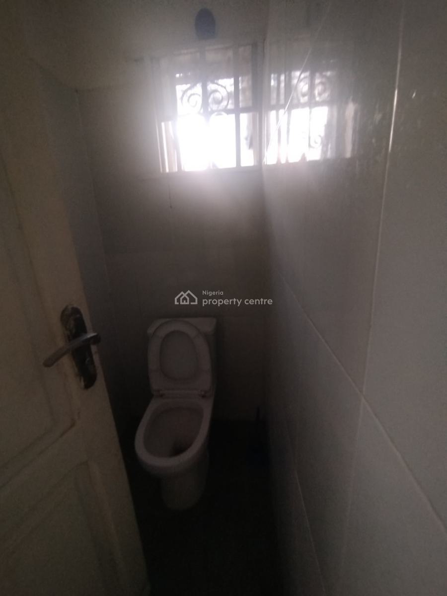 Spacious Open Space Shop on Ground Floor Facing Road, Off Admiralty Way, Lekki Phase 1, Lekki, Lagos, Shop for Rent
