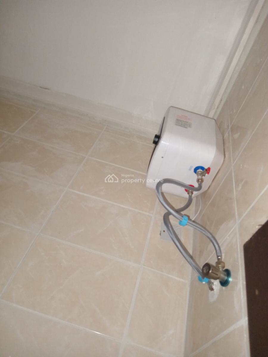 Spacious 2 Bedroom Flat, Ogombo, Ajah, Lagos, Flat / Apartment for Rent