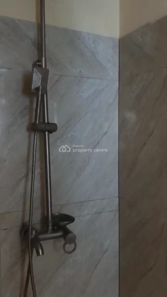 3 Bedroom Flat in a Luxury Apartment Building, Alagomeji, Yaba, Lagos, Flat / Apartment for Rent