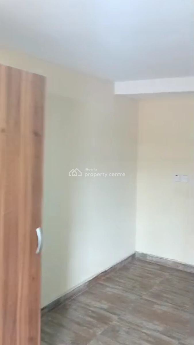 3 Bedroom Flat in a Luxury Apartment Building, Alagomeji, Yaba, Lagos, Flat / Apartment for Rent