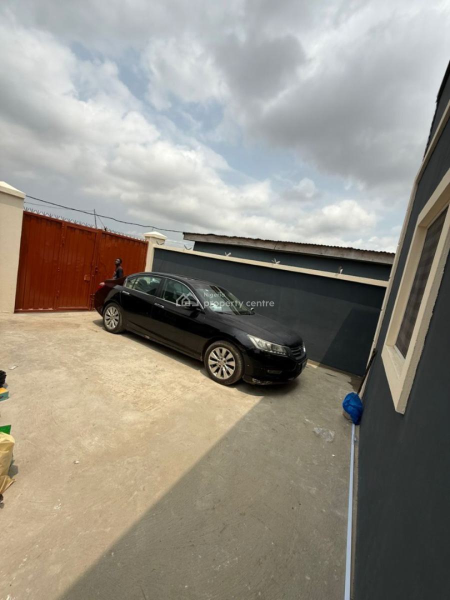 Studio Apartment, Ogudu, Lagos, Self Contain (single Rooms) Short Let