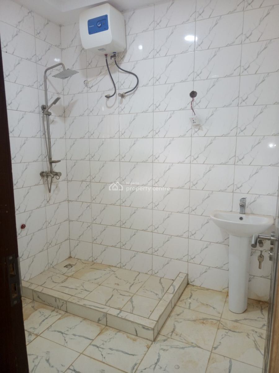 Specious 3 Bedroom Block of Flat, Mobil Fillings, Mabushi, Abuja, Block of Flats for Rent