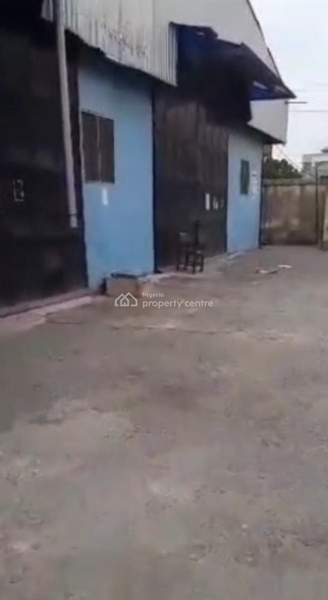 Warehouse Measuring  3,200 Sqmt, on  4,000 Sqm Land, Cocoa Industrial Area, Oba Akran, Ikeja, Lagos, Warehouse for Rent