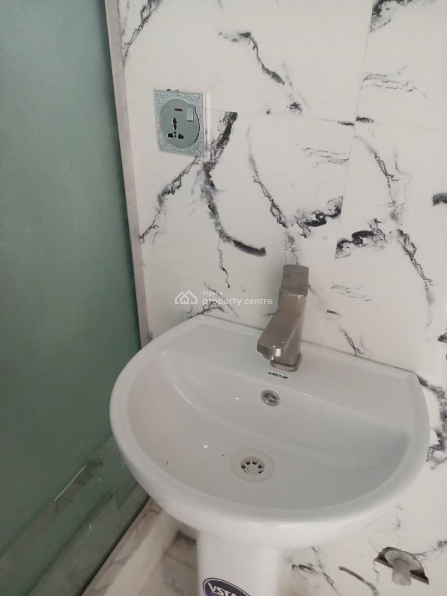a Luxury 3 Bedrooms Duplex with Excel, Ikota Gra, Lekki Phase 2, Lekki, Lagos, Flat / Apartment for Rent
