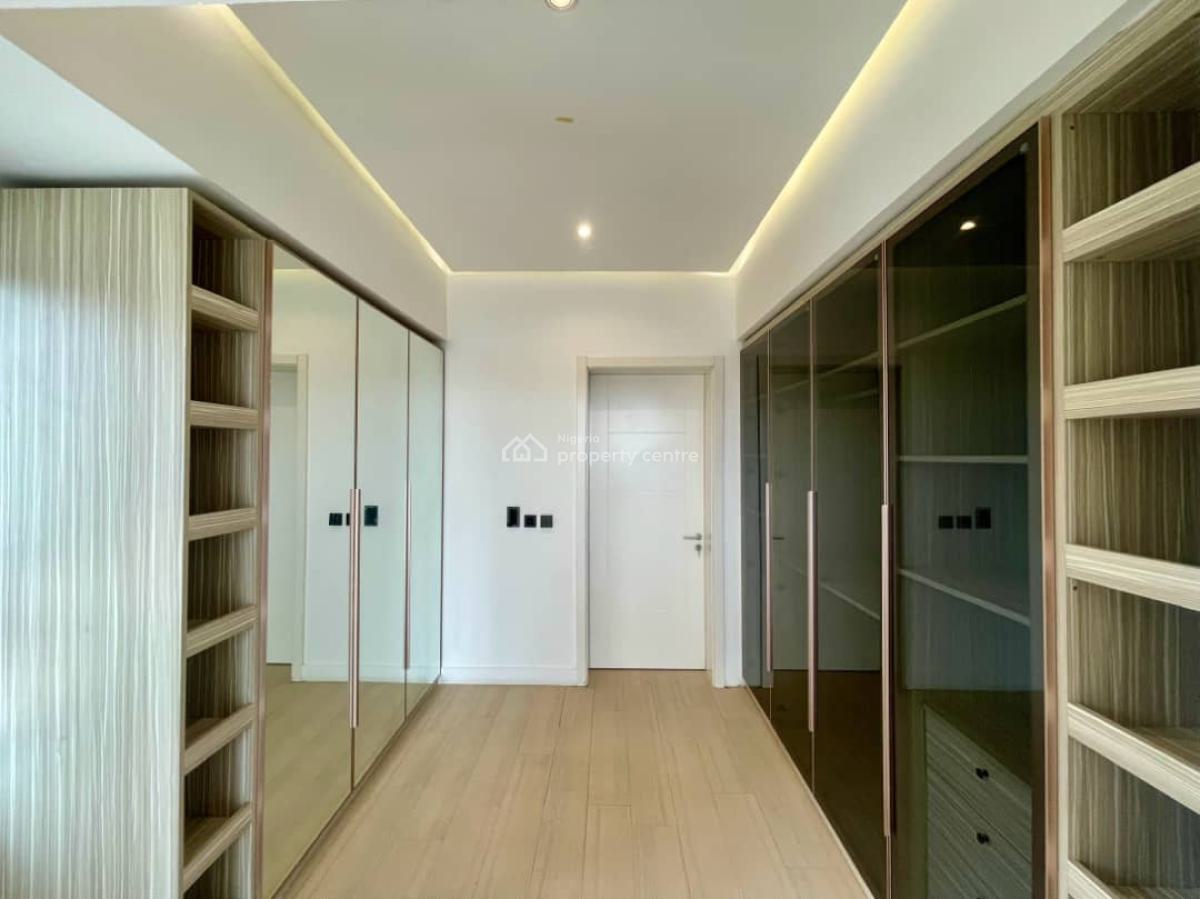 Exotic 3 Bedrooms Apartment with Pool in a Secured Estate, Cooper Road, Banana Island, Ikoyi, Lagos, Flat / Apartment for Sale