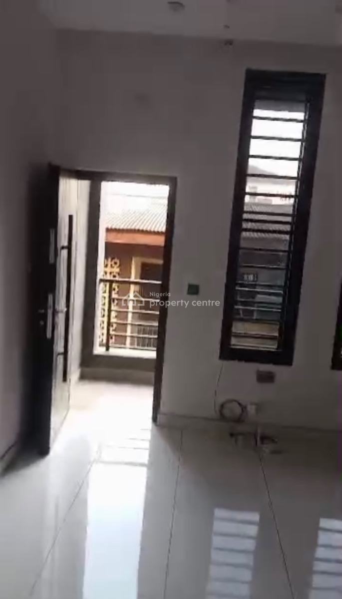 a Standard Tastefully Finished 3 Bedroom Flat, Anthony, Maryland, Lagos, Flat / Apartment for Rent