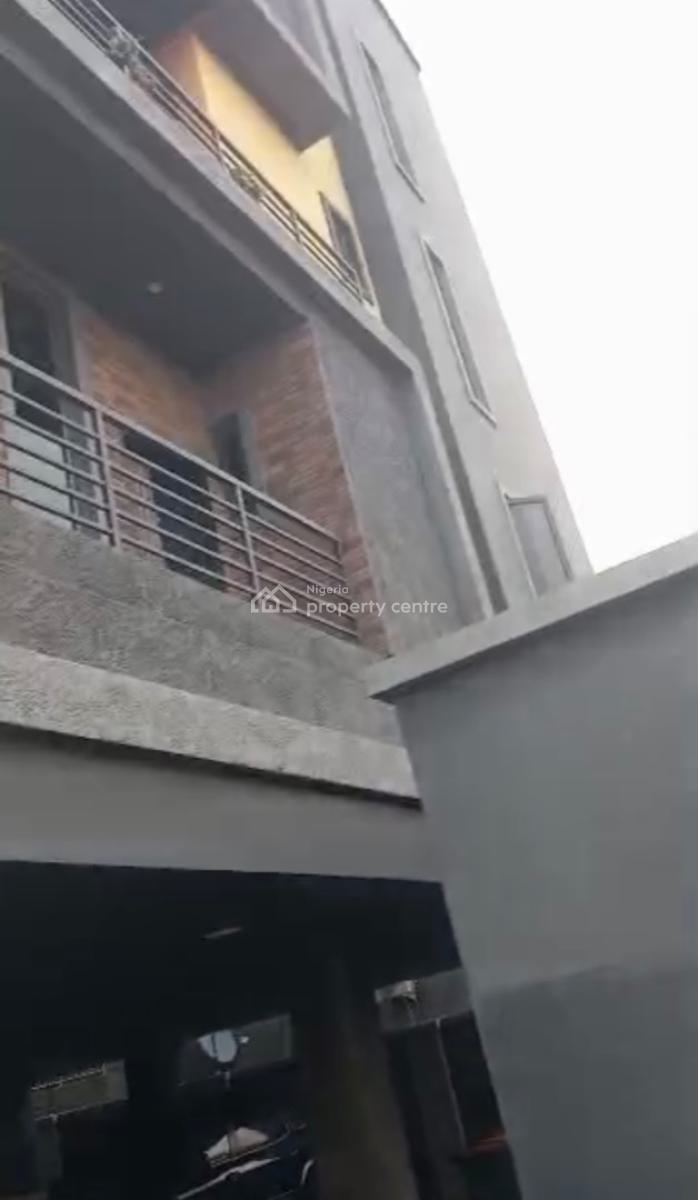 a Standard Tastefully Finished 3 Bedroom Flat, Anthony, Maryland, Lagos, Flat / Apartment for Rent