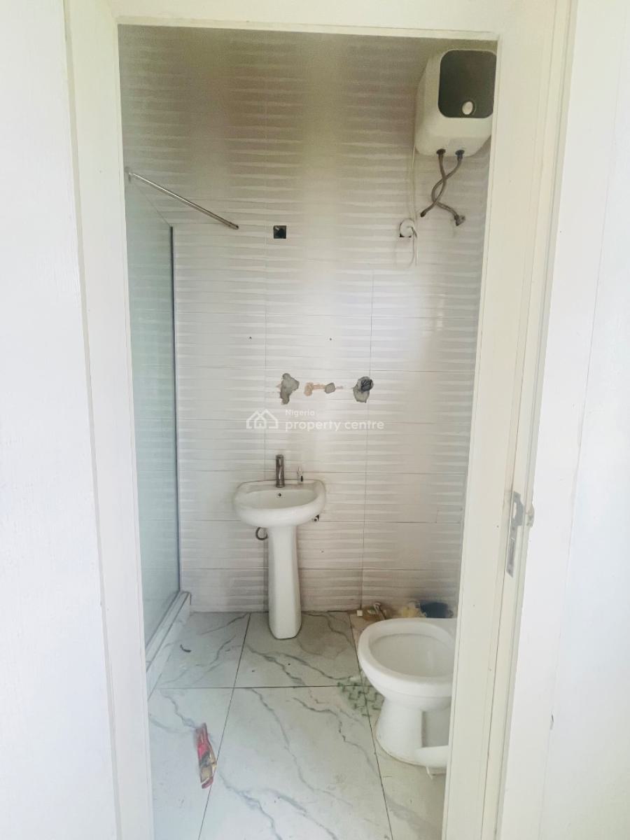 4 Bedroom Terrace Duplex in a Secured Estate, Royal Pine Gate 3 Estate, Lekki, Lagos, Terraced Duplex for Rent