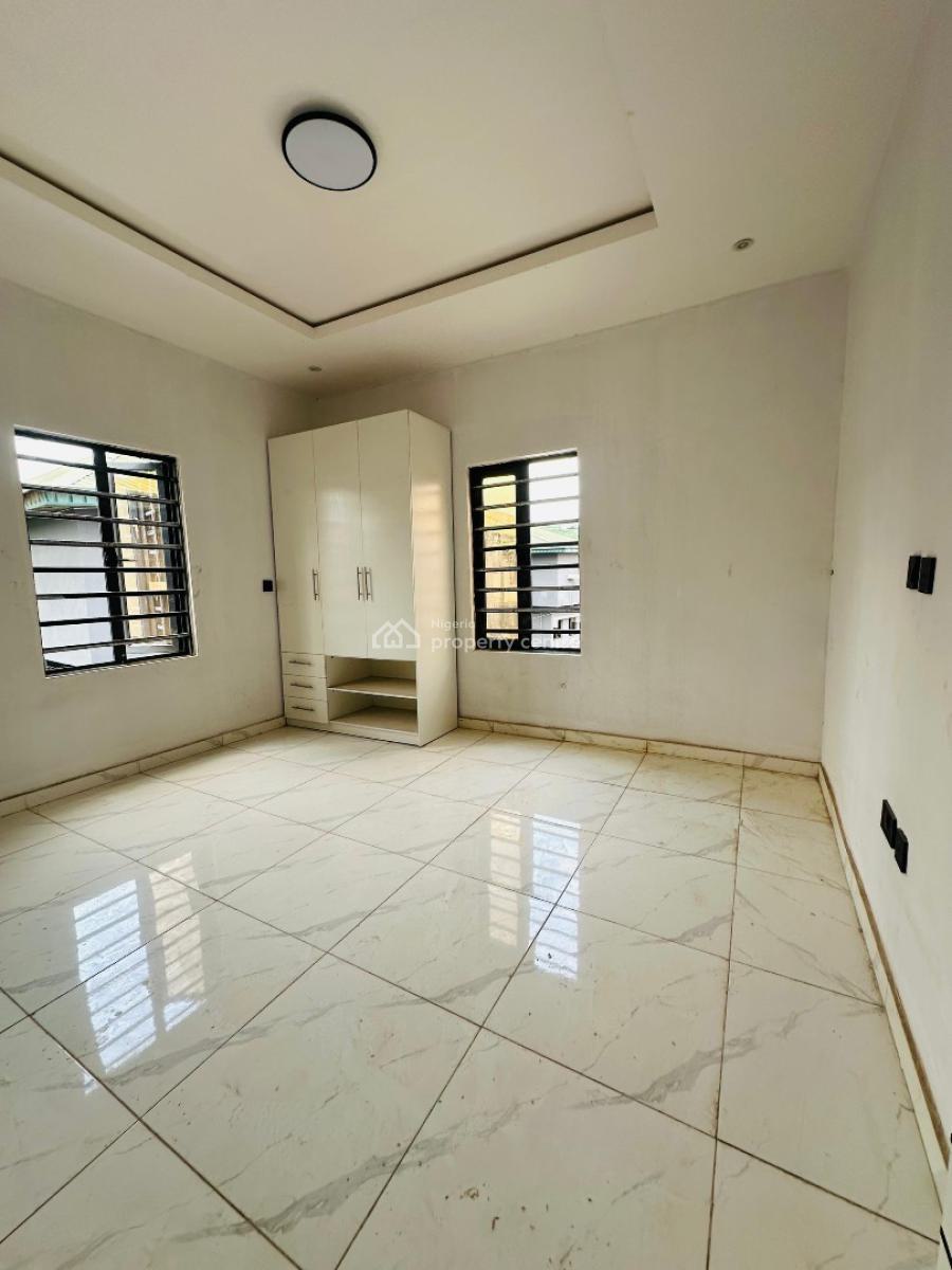 Luxuriously Built 4 Bedrooms Terraced Duplex with Bq, Omole Phase 1, Ikeja, Lagos, Terraced Duplex for Sale