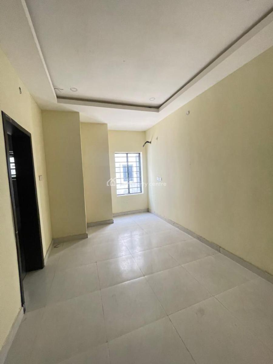 Luxury and Spacious 2- Bedroom Apartment, Fully Serviced, Hill Park Estate Orchid Road, Lekki Expressway, Lekki, Lagos, House for Rent