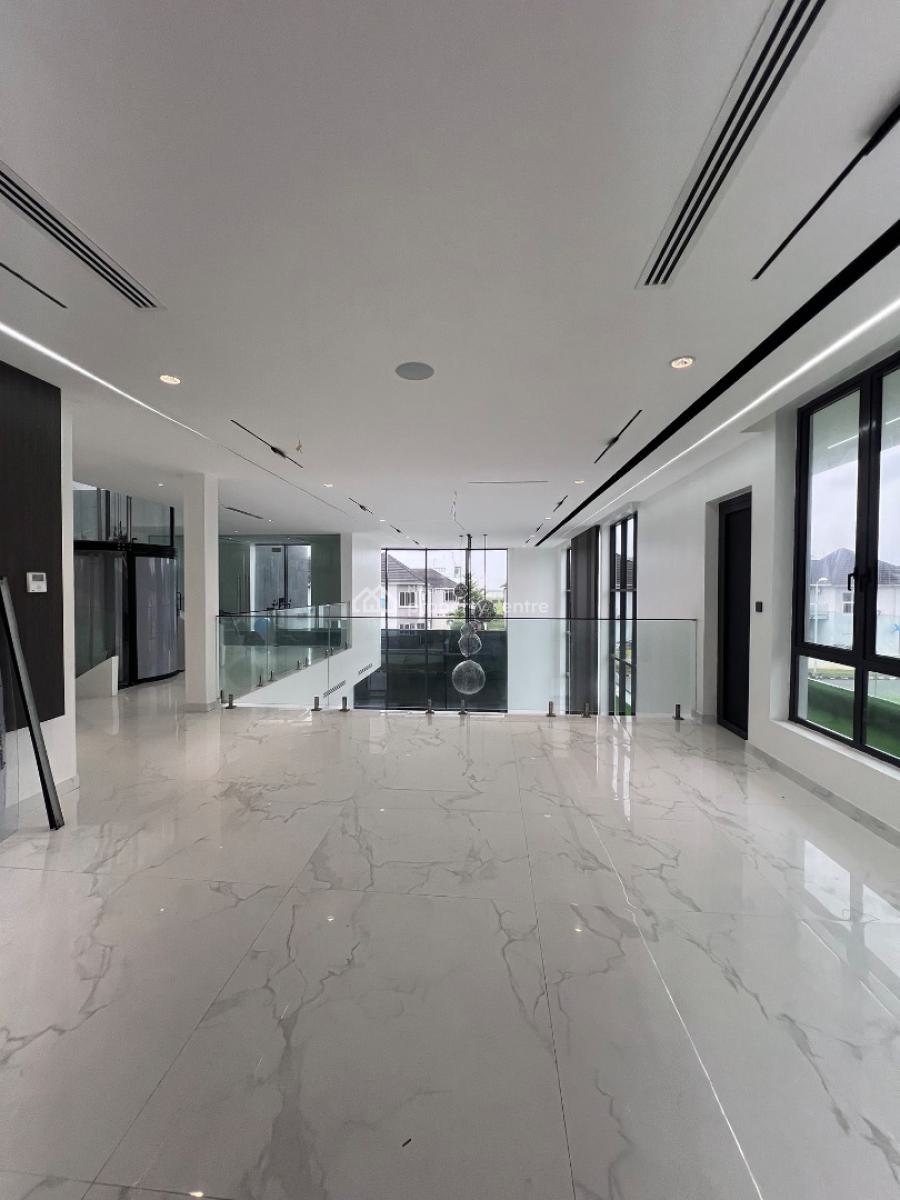 Super Luxurious 5 Bedroom Mansion, Pinnock Beach Estate, Lekki, Lagos, House for Sale
