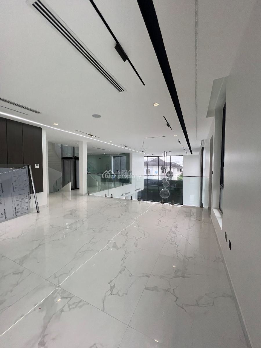 Super Luxurious 5 Bedroom Mansion, Pinnock Beach Estate, Lekki, Lagos, House for Sale