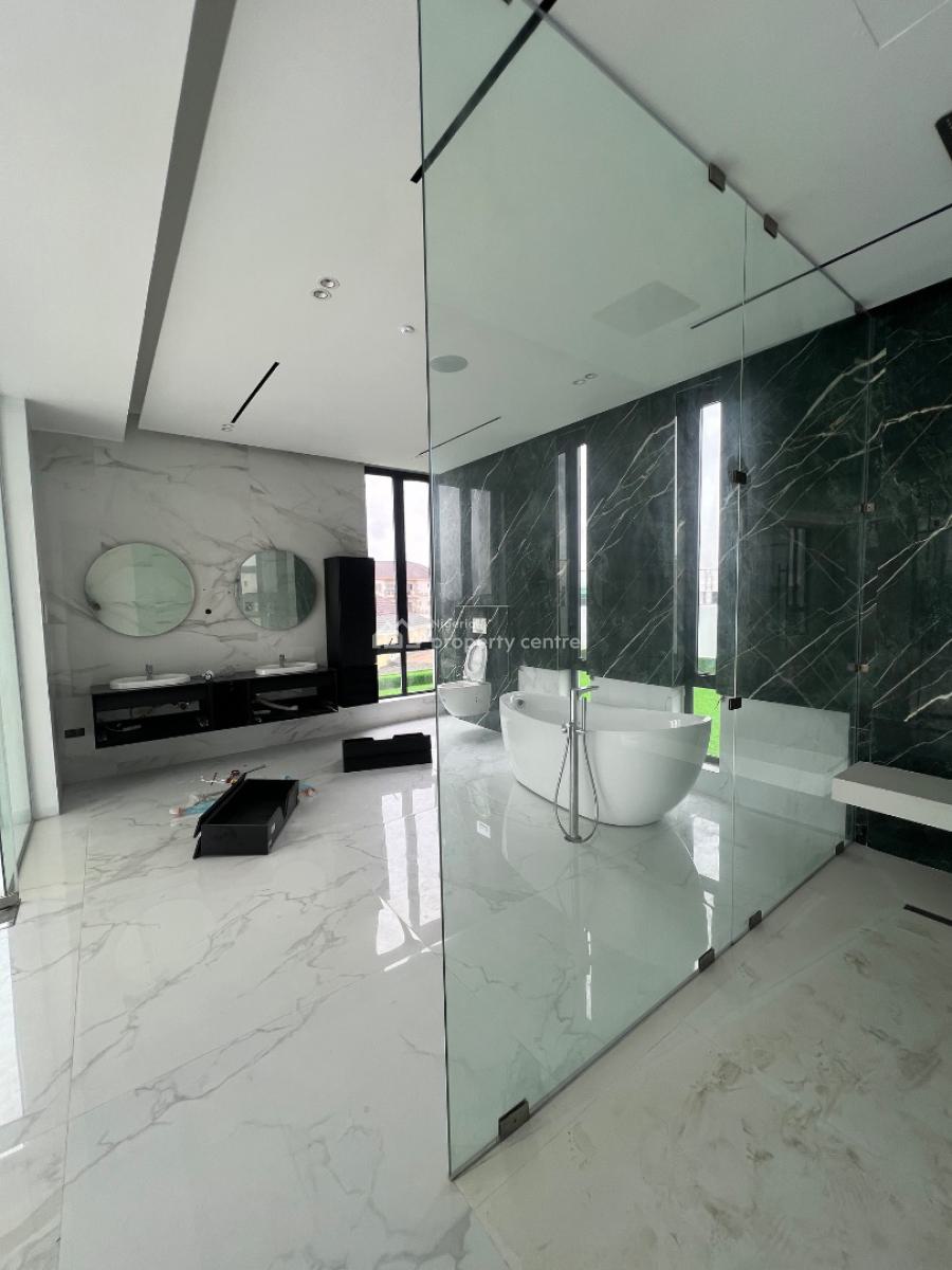 Super Luxurious 5 Bedroom Mansion, Pinnock Beach Estate, Lekki, Lagos, House for Sale