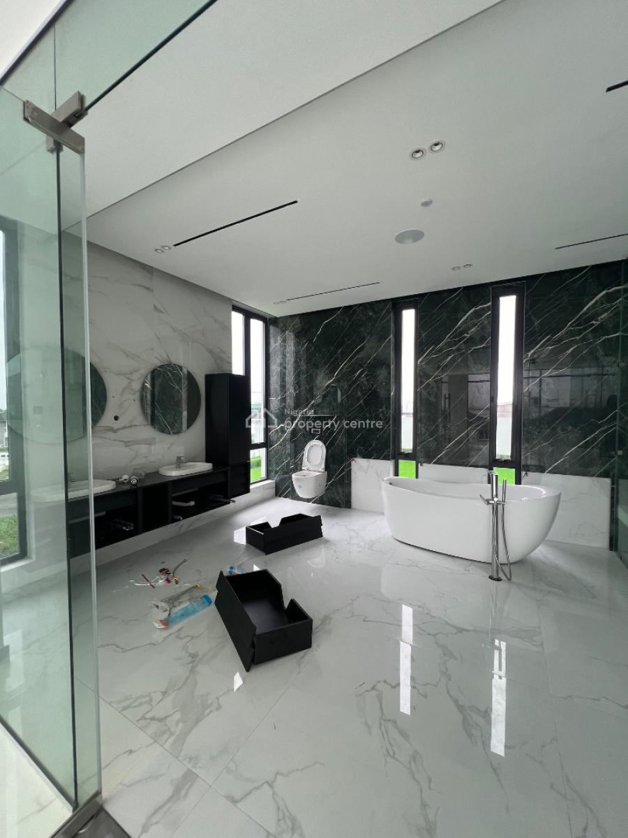 Super Luxurious 5 Bedroom Mansion, Pinnock Beach Estate, Lekki, Lagos, House for Sale