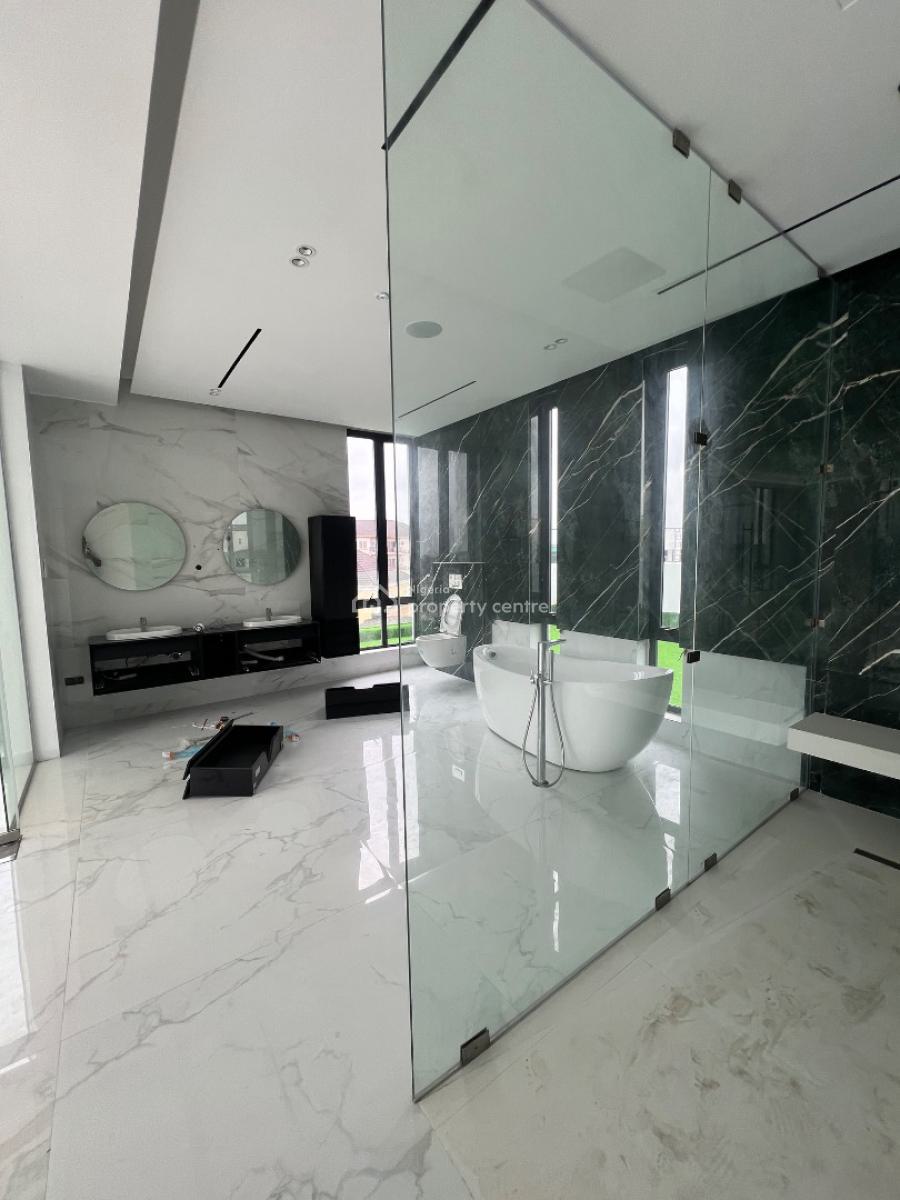 Super Luxurious 5 Bedroom Mansion, Pinnock Beach Estate, Lekki, Lagos, House for Sale