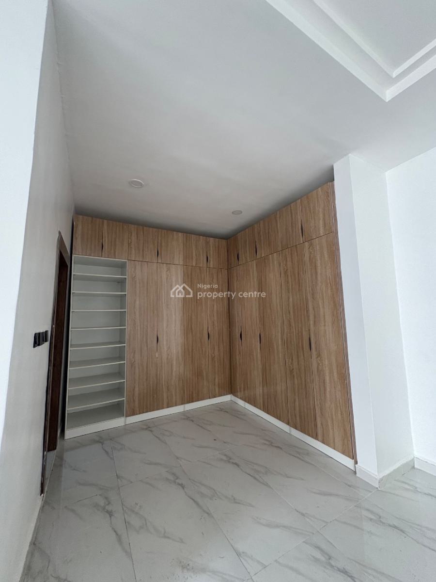 Well Spacious 4 Bedroom Duplex + Bq & Communal Pool, Lagos Business School Axis, Sangotedo, Ajah, Lagos, Terraced Duplex for Sale