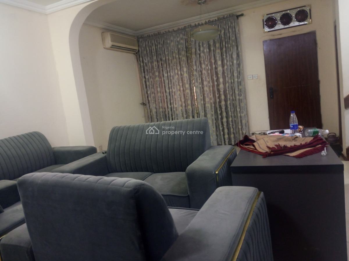 3 Bedroom Terrace with Bq, Off Ademola Crescent, Wuse 2, Abuja, Terraced Duplex for Rent