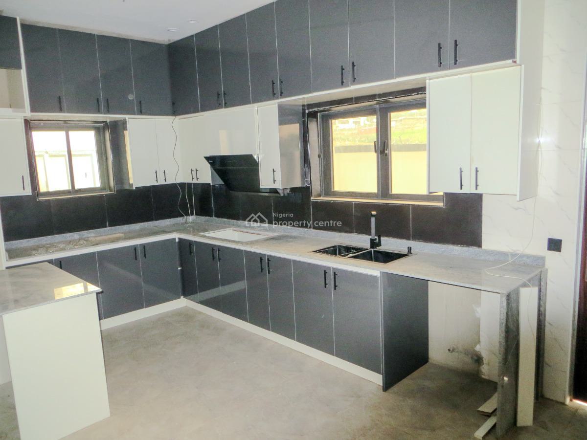 Luxury Living, Guzape District, Abuja, Detached Duplex for Sale