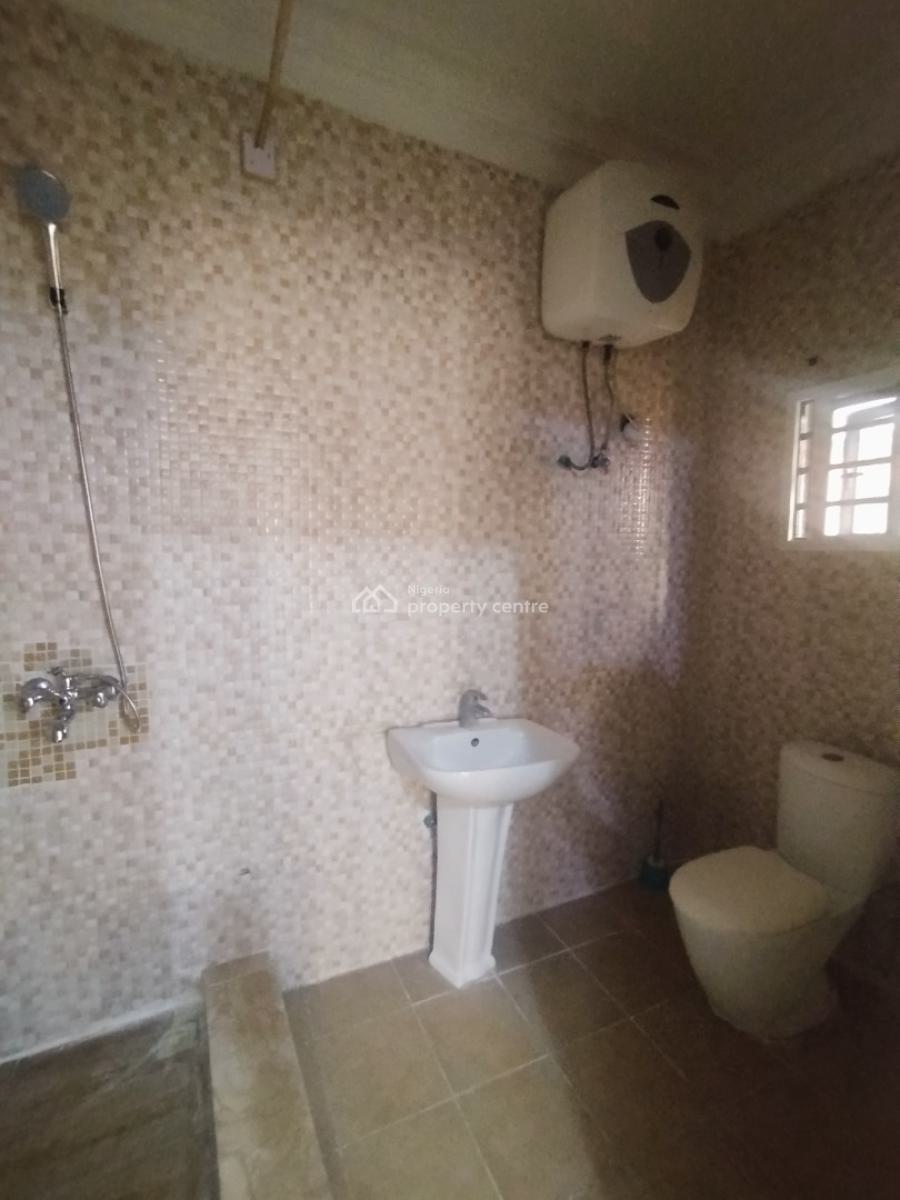 1st Floor 3-bedroom Apartment with Bq, Fitted Acs, Lekki Phase 1, Lekki, Lagos, Flat / Apartment for Rent