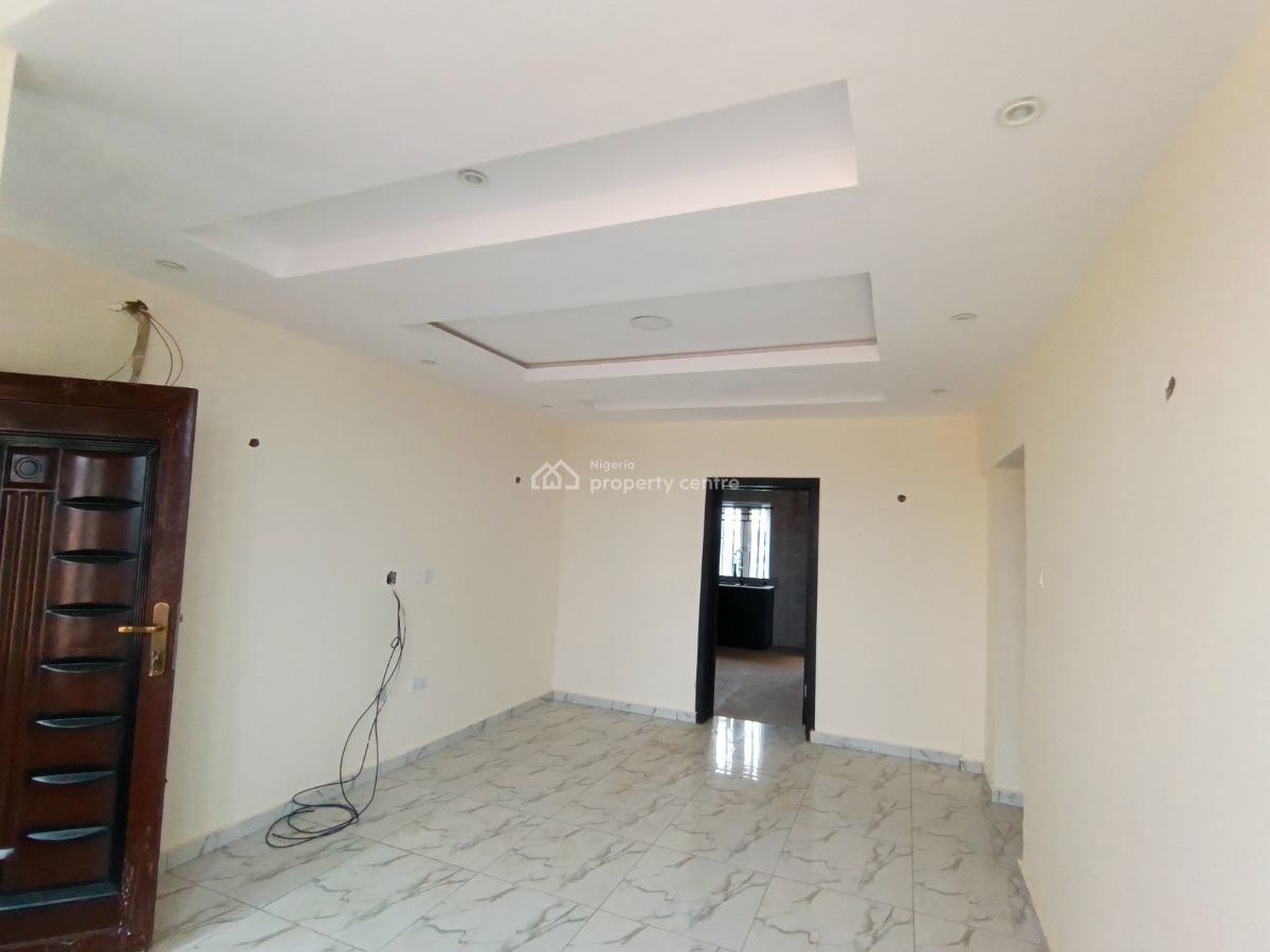2 Bedroom Flat, Igbogbo, Ikorodu, Lagos, Flat / Apartment for Rent