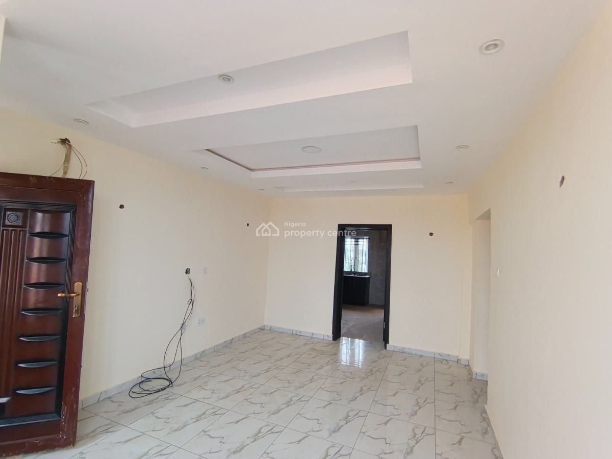 2 Bedroom Flat, Igbogbo, Ikorodu, Lagos, Flat / Apartment for Rent