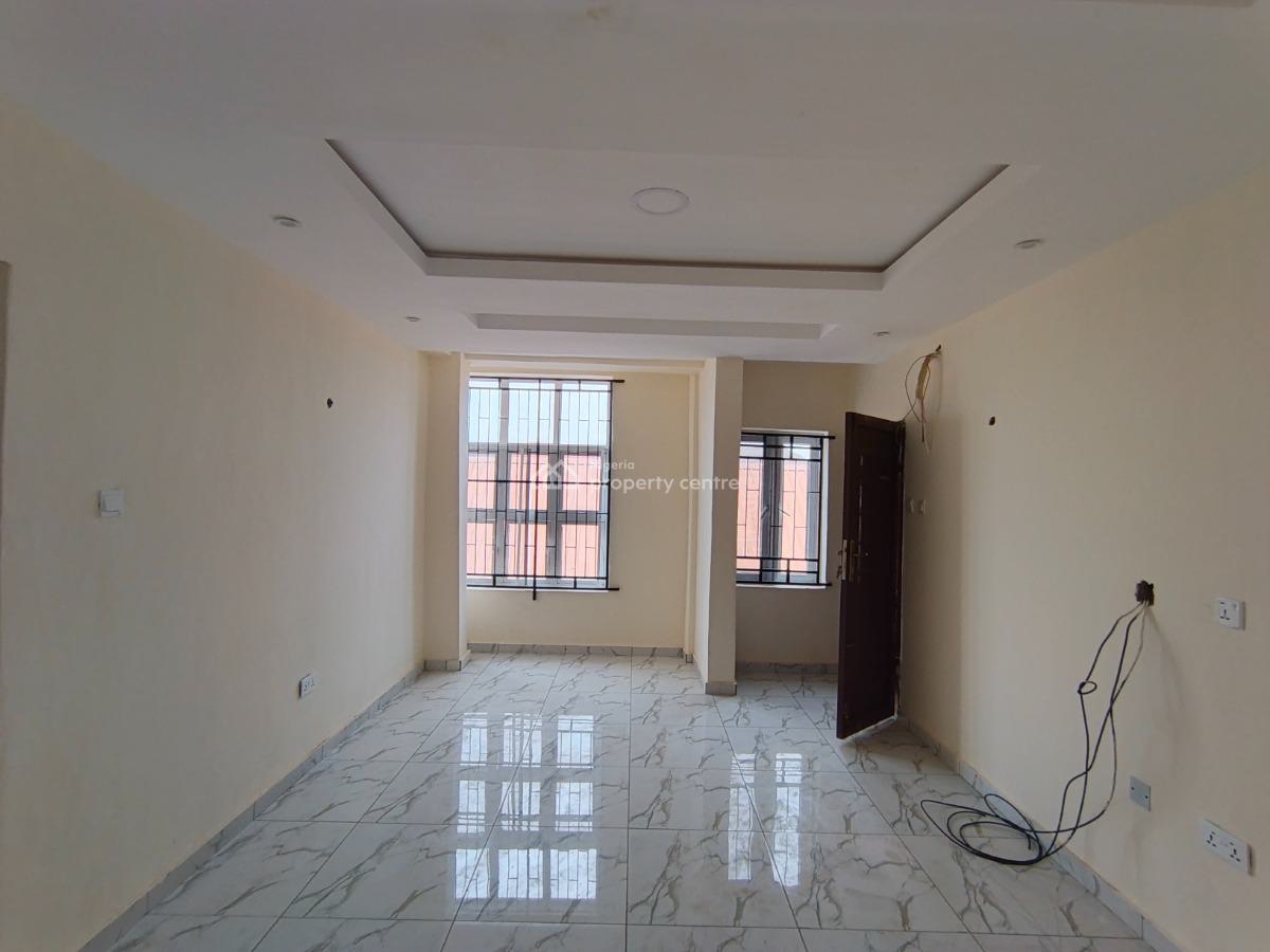2 Bedroom Flat, Igbogbo, Ikorodu, Lagos, Flat / Apartment for Rent