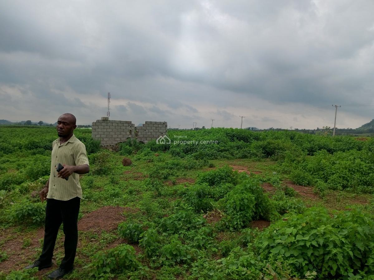 Land for 4 Bedrooms Semi-detached Duplex + Bq, Sharing Fence with Lufem Estate, Before Gilmor Construction Yard., Guzape District, Abuja, Residential Land for Sale