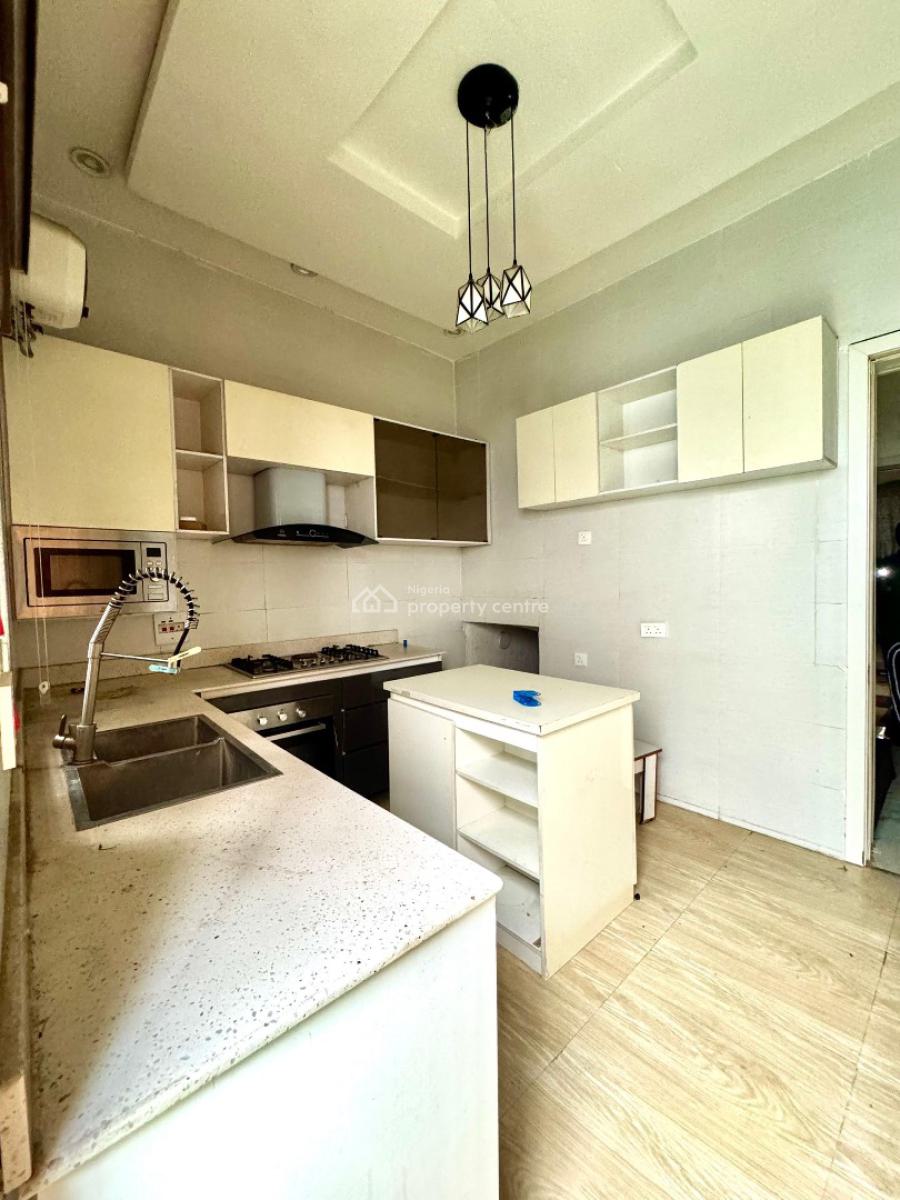 Well Lived 4 Bedrooms Terrace Duplex in a Well Secured Estate, Mega One Cinema Orchid Road, Lekki, Lagos, Terraced Duplex for Rent