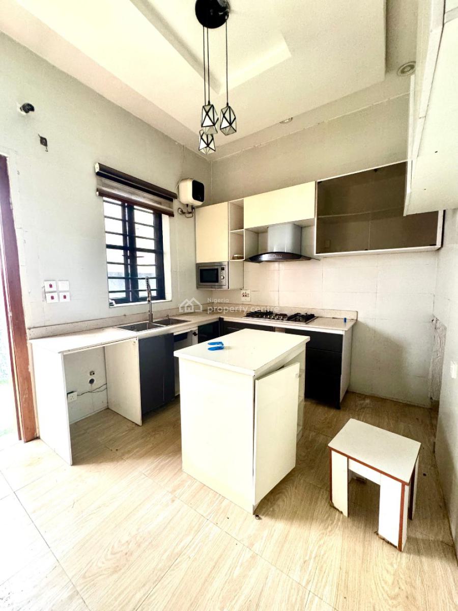 Well Lived 4 Bedrooms Terrace Duplex in a Well Secured Estate, Mega One Cinema Orchid Road, Lekki, Lagos, Terraced Duplex for Rent