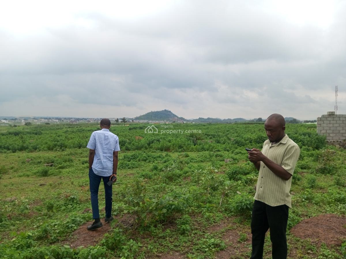 3 Bedroom Condominium, Sharing Fence with Lufem Estate, Before Gilmor Construction Yard, Guzape District, Abuja, Residential Land for Sale