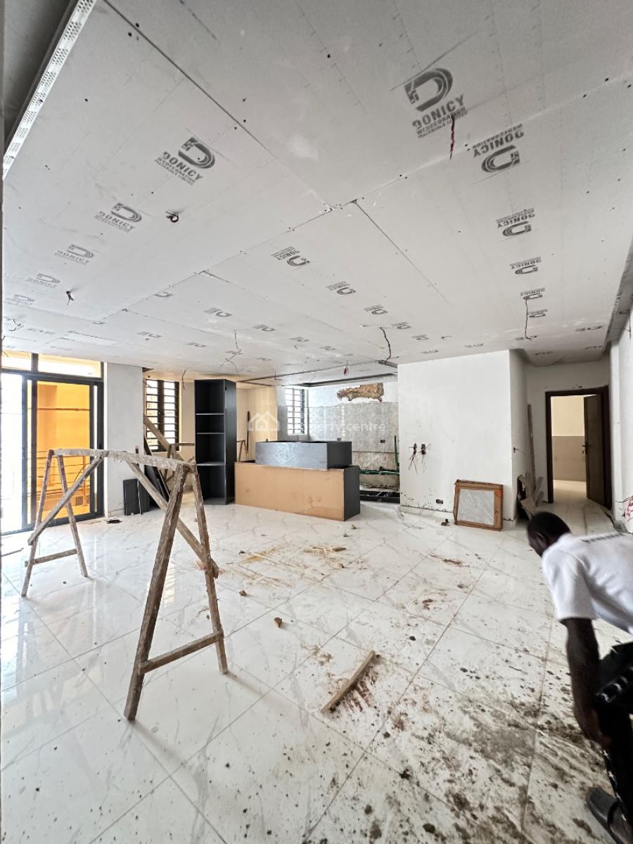 Newly Built 3 Bedroom Apartment with Bq Suitable for Investment, Lekki Phase 1, Lekki, Lagos, Block of Flats for Sale