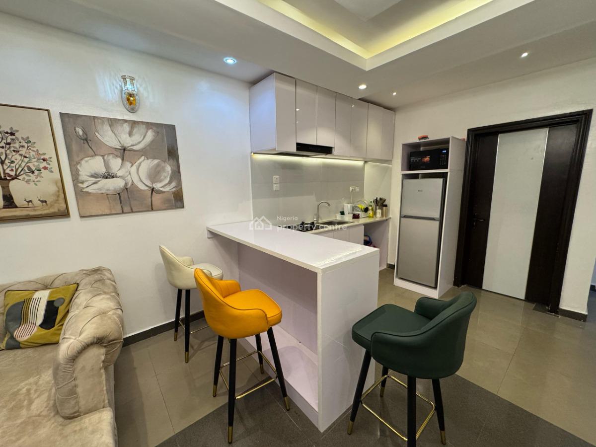 1 Bedroom Apartment., Ikeja Gra, Ikeja, Lagos, Flat / Apartment Short Let