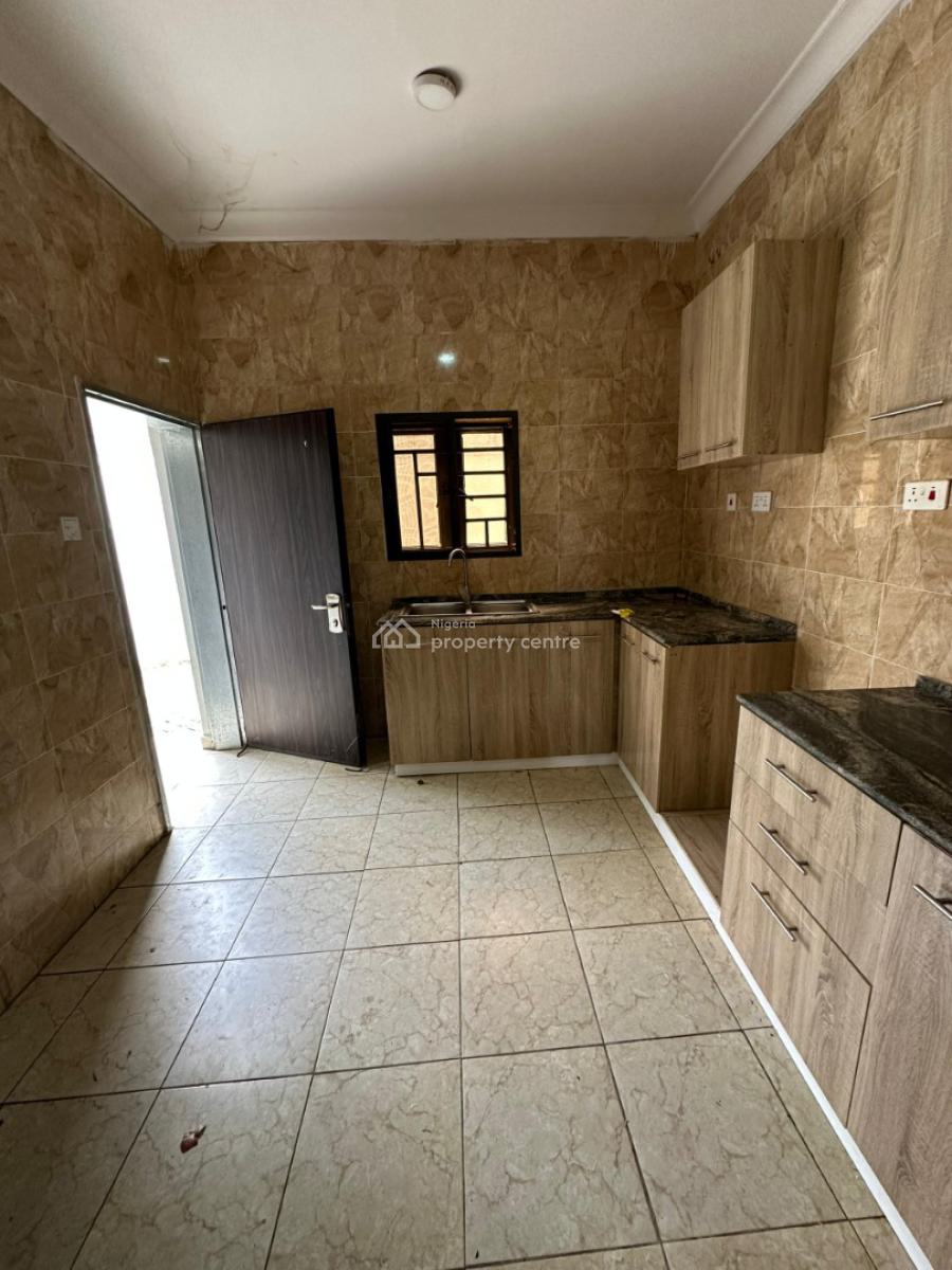Well Finished 3 Bedroom Terrace Duplex with Bq, 7 Minute to Maitama, Katampe, Abuja, Terraced Duplex for Rent