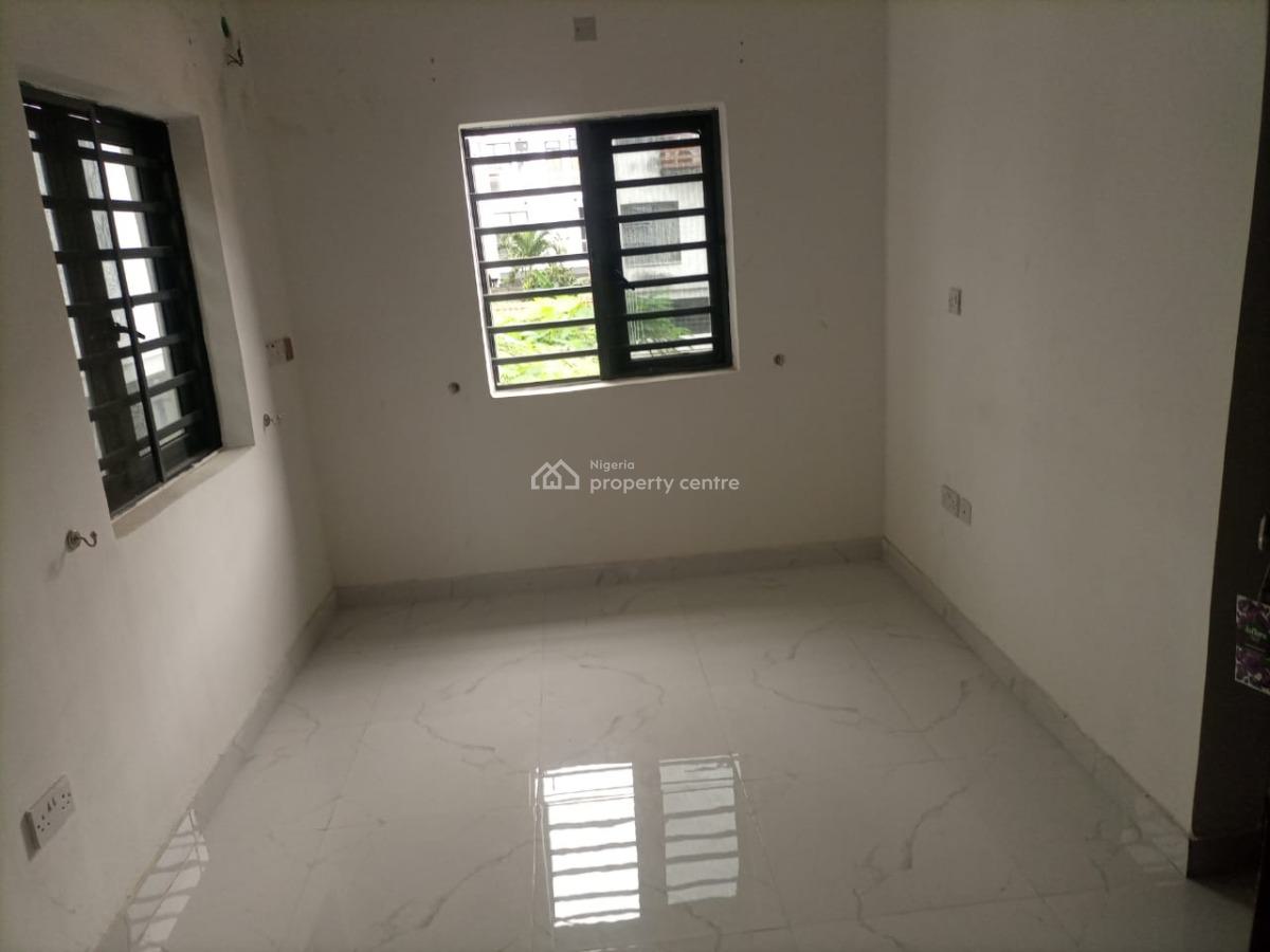 2 Bedroom Flat, Off Queens Drive, Ikoyi, Lagos, Flat / Apartment for Rent