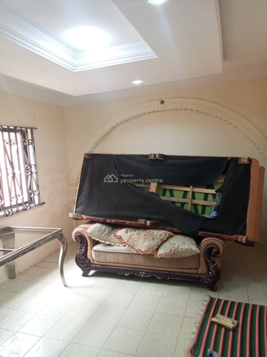 Well Refurbished 2 Bedroom Luxury Apartment, New Road Before Chevron, Lekki, Lagos, Flat / Apartment for Rent