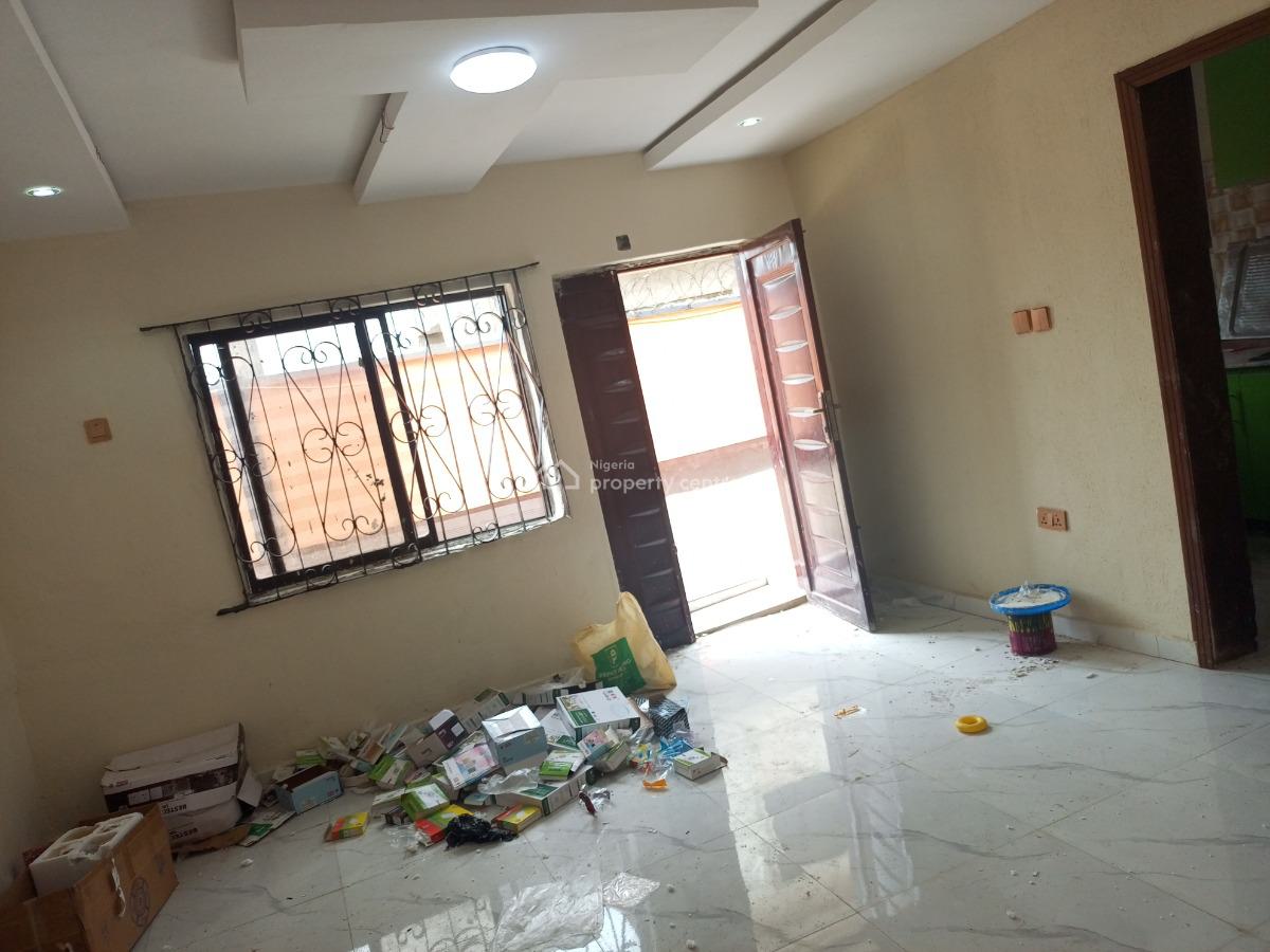 Well Refurbished 2 Bedroom Luxury Apartment, New Road Before Chevron, Lekki, Lagos, Flat / Apartment for Rent