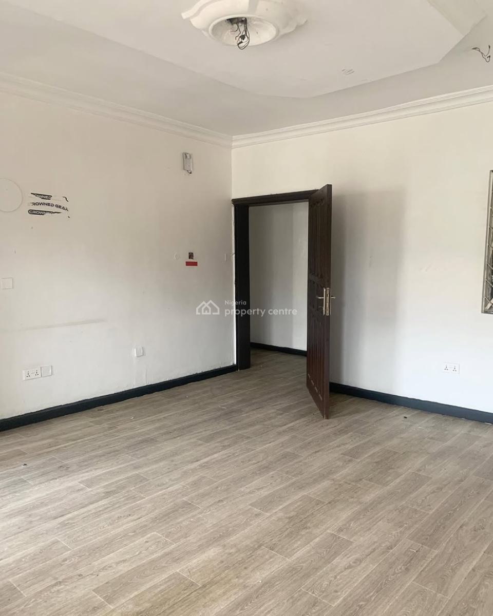 3 Bedroom Terrace Duplex with 1 Rooms Bq, Lekki Phase 1, Lekki, Lagos, Terraced Duplex for Rent