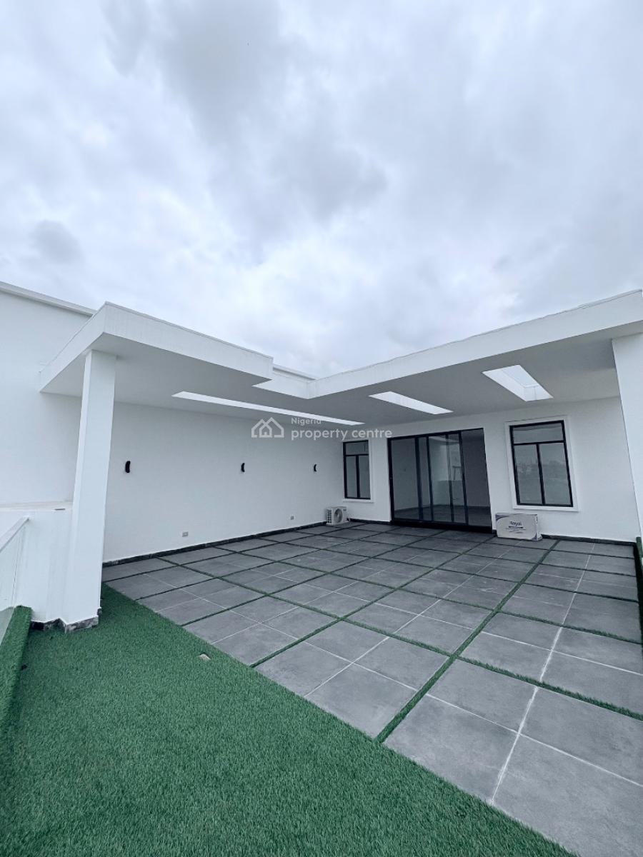 Well Spacious and Luxury 5 Bedroom Semi-detached Duplex + 2 Bq & Pool, Cowry Creek Estate, Ikate, Lekki, Lagos, Semi-detached Duplex for Sale