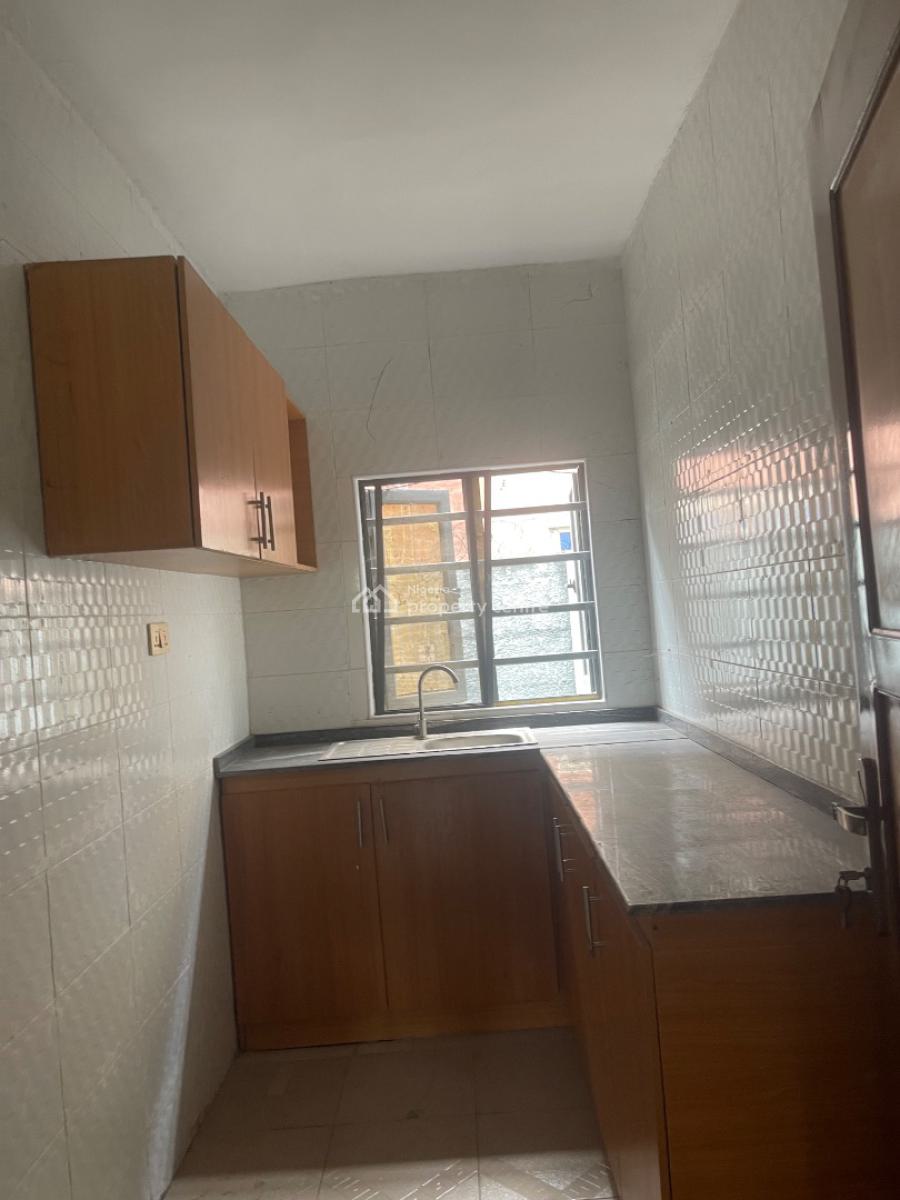 Renovated 2 Bedroom Apartment Inside Decent Estate, Ogidan, Sangotedo, Ajah, Lagos, Terraced Bungalow for Rent