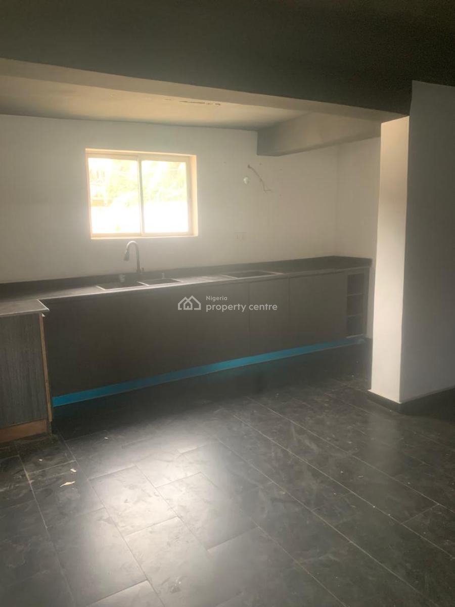 Spacious 3 Bedroom Gf Flat, Oduduwa Crescent, Ikeja Gra, Ikeja, Lagos, Office Space for Rent