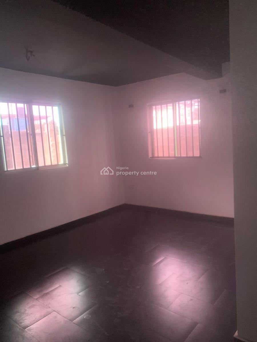 Spacious 3 Bedroom Gf Flat, Oduduwa Crescent, Ikeja Gra, Ikeja, Lagos, Office Space for Rent