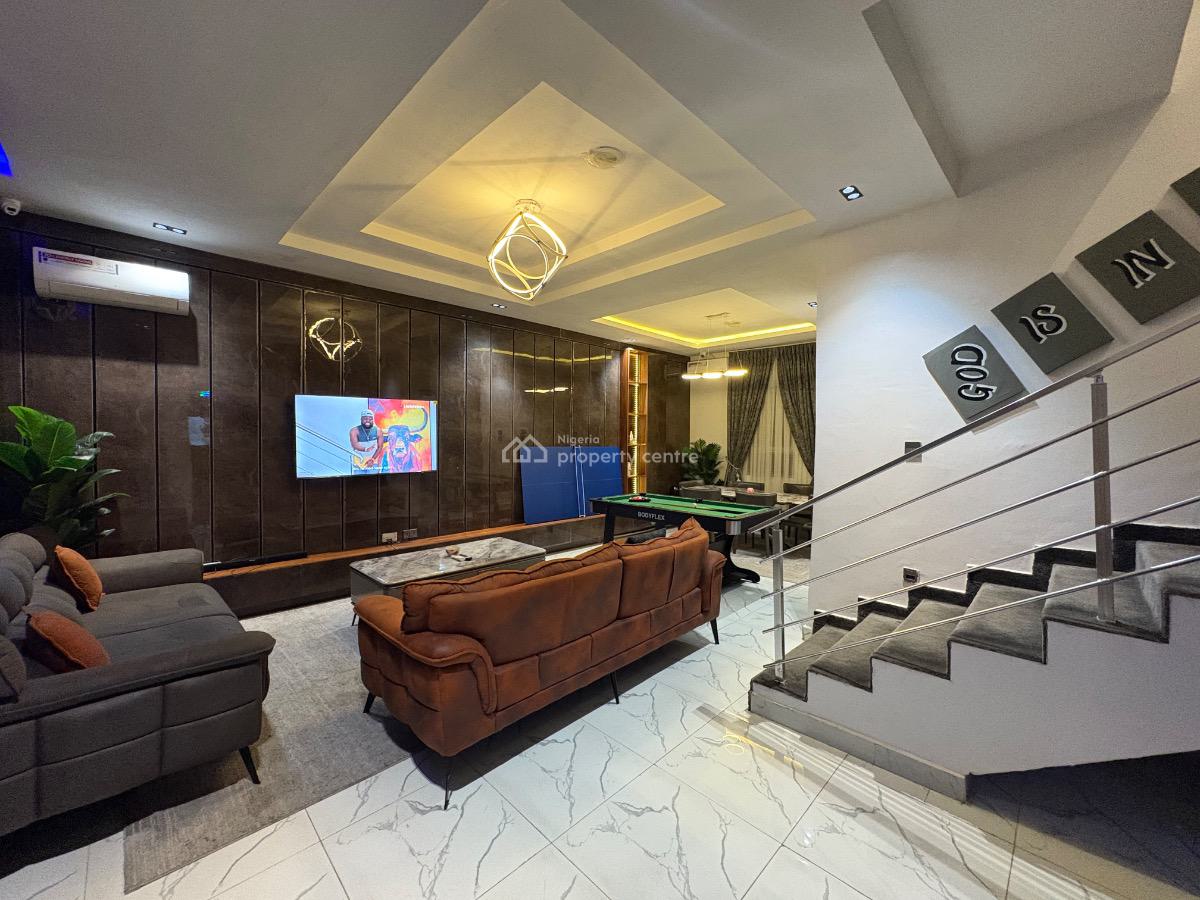 Luxury 3 Bedroom Apartment, Lagos Business School, Sangotedo, Ajah, Lagos, Flat / Apartment Short Let