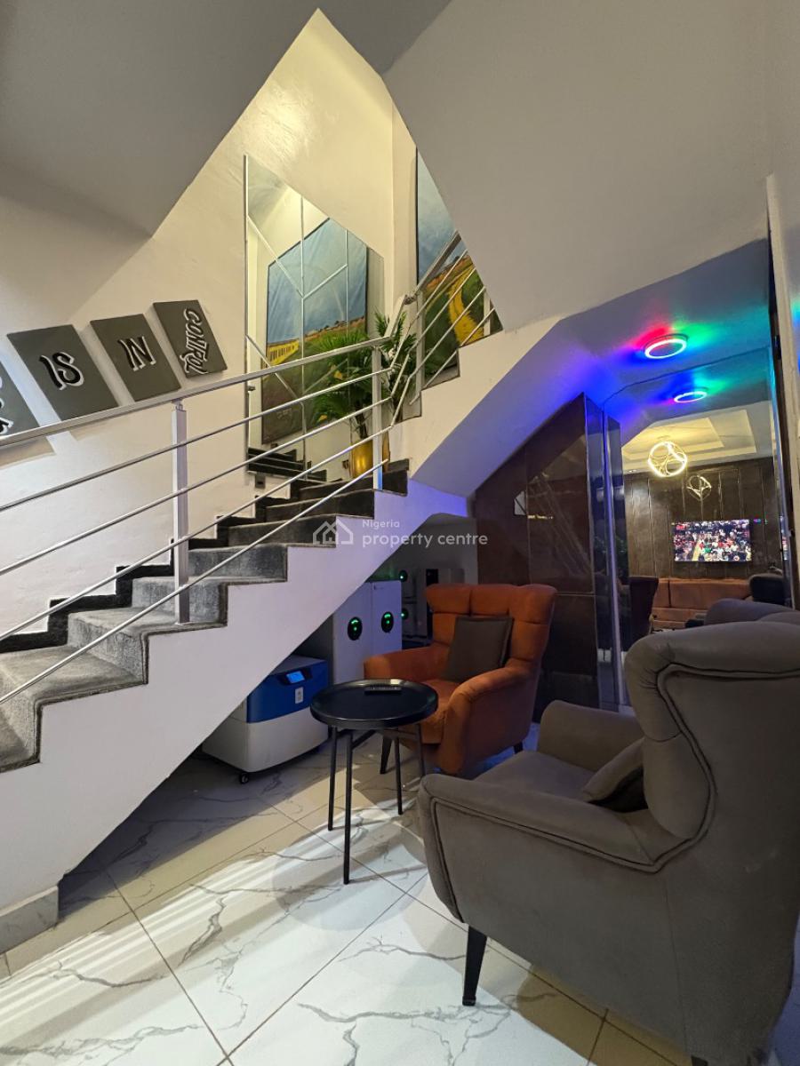 Luxury 3 Bedroom Apartment, Lagos Business School, Sangotedo, Ajah, Lagos, Flat / Apartment Short Let