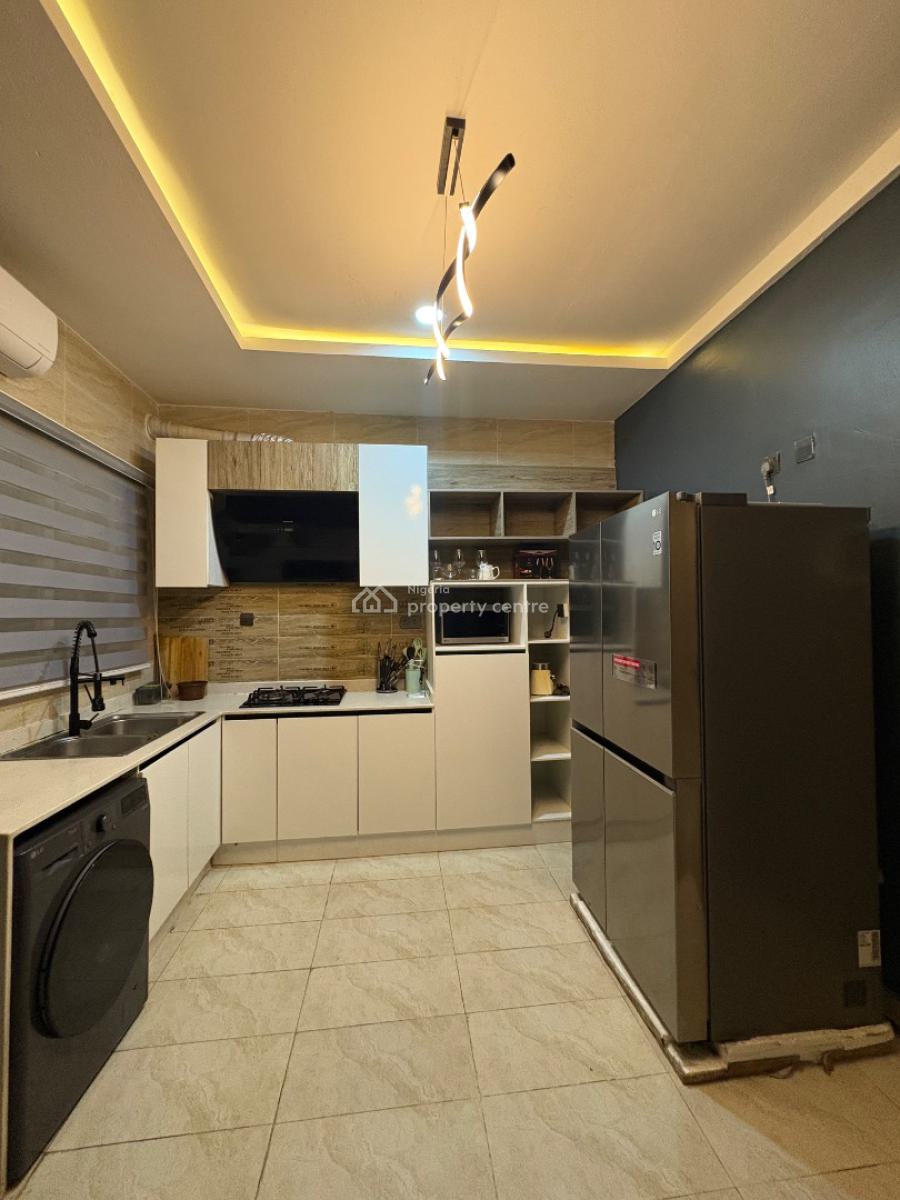 Luxury 3 Bedroom Apartment, Lagos Business School, Sangotedo, Ajah, Lagos, Flat / Apartment Short Let