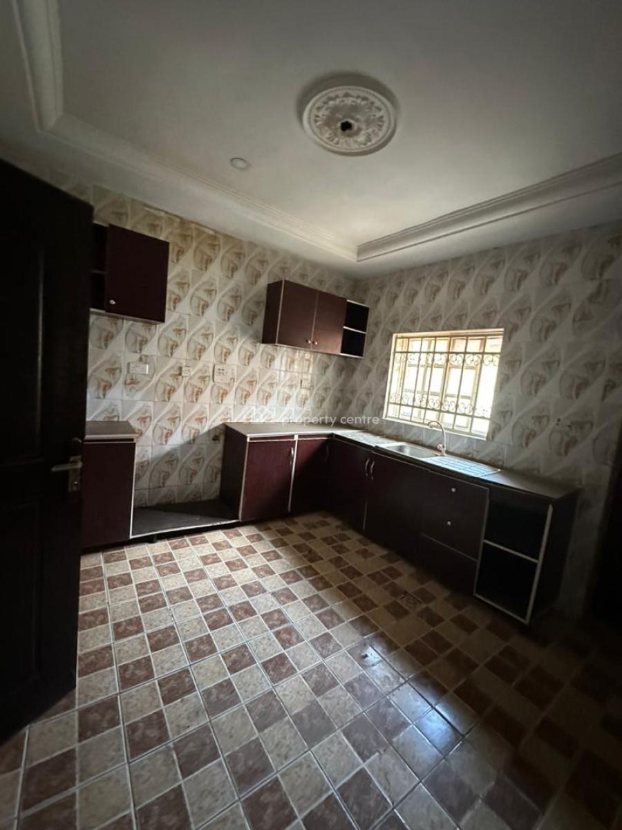 Excellent Spacious 3 Bedroom Bungalow, By Sahara 4, Lokogoma District, Abuja, Detached Bungalow for Rent