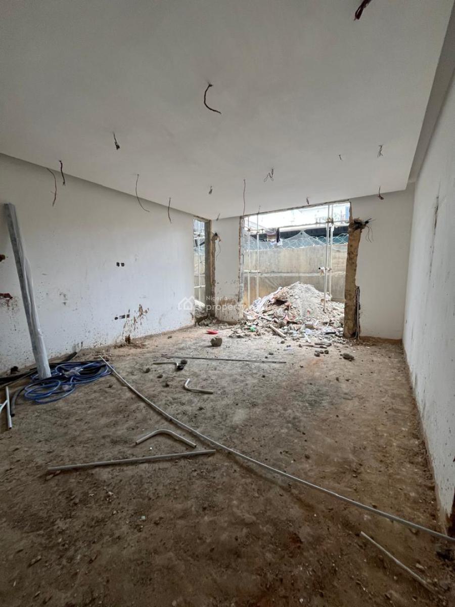 3 Bedroom Apartment with Bq and Elevator, Ikeja Gra, Ikeja, Lagos, Flat / Apartment for Sale