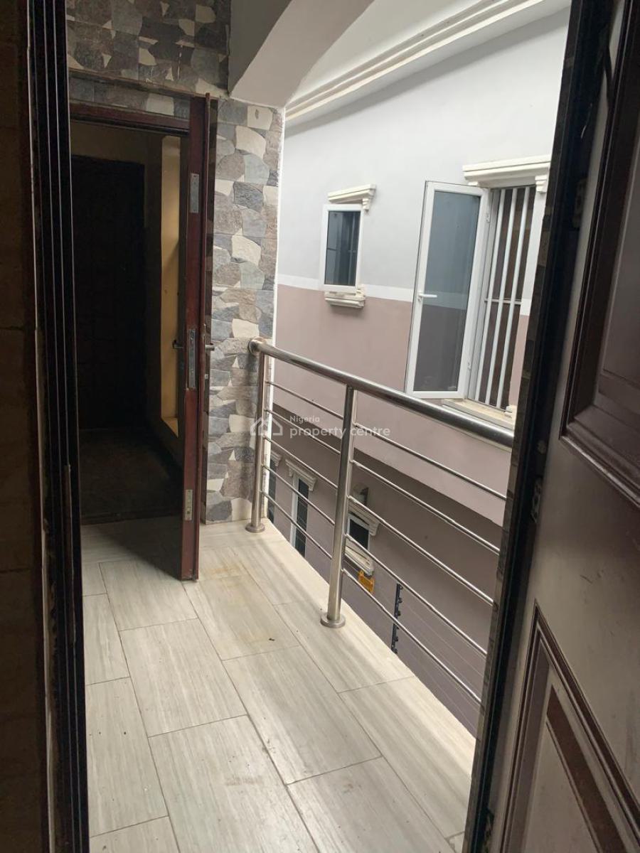 Luxury and Neat 3 Bedroom Apartment Upstairs in  a Secured Estate, Am Estate Behind Blenco Supermarket, Sangotedo, Ajah, Lagos, Flat / Apartment for Rent