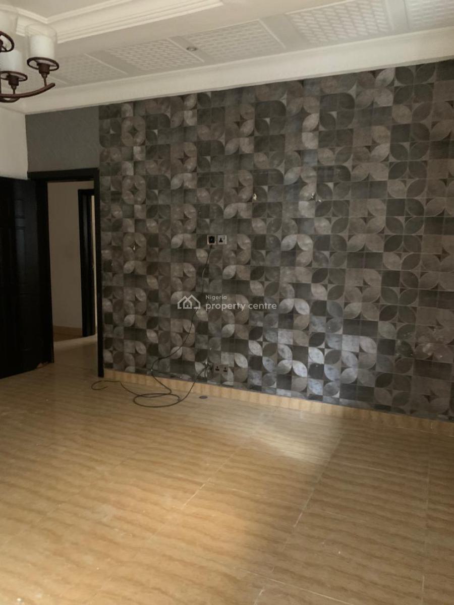 Luxury and Neat 3 Bedroom Apartment Upstairs in  a Secured Estate, Am Estate Behind Blenco Supermarket, Sangotedo, Ajah, Lagos, Flat / Apartment for Rent