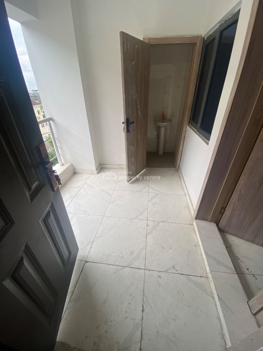 Luxury 3 Bedroom Apartment, Ilasan, Lekki, Lagos, Flat / Apartment for Sale