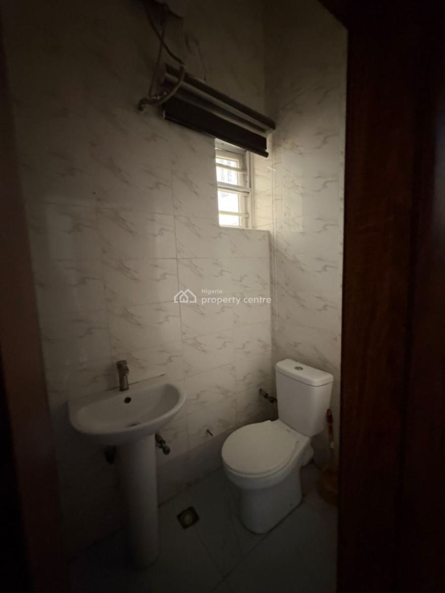 Single Room Downstairs in a Shared Apartment, Van Daniels Estate Orchid Road, Lekki, Lagos, Self Contain (single Rooms) for Rent